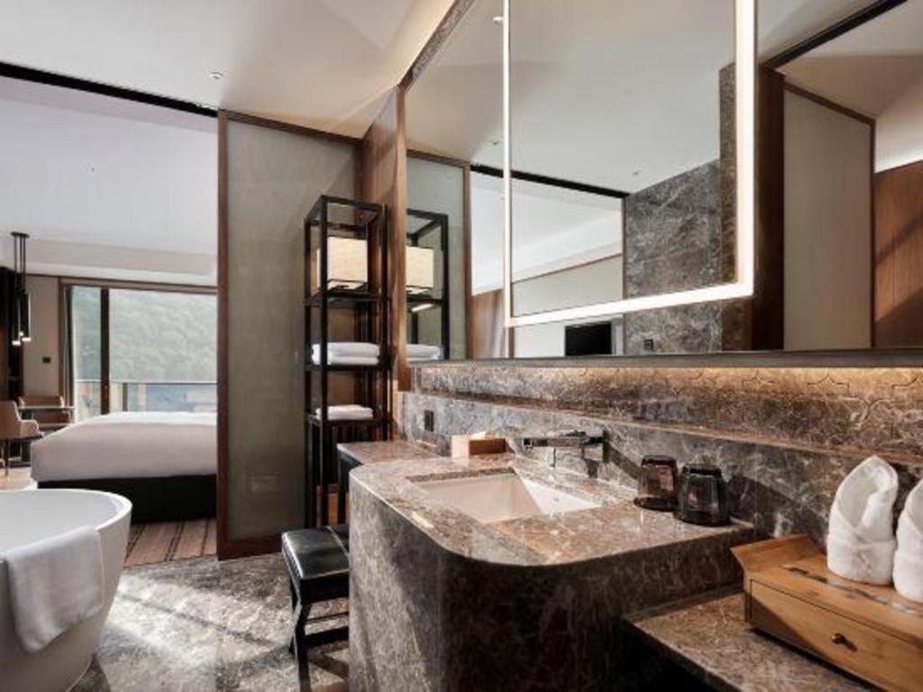 Отель Xianghu Xiaoyao Manor Ханчжоу Экстерьер фото